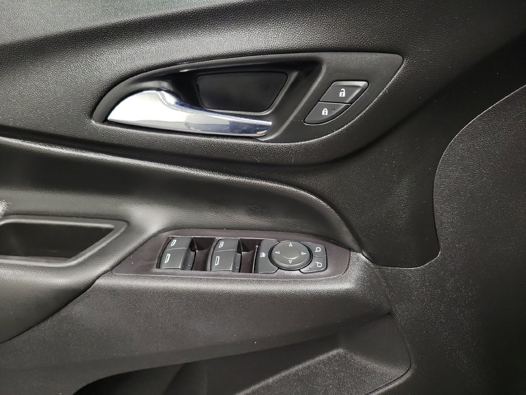 Used 2020 Chevrolet Equinox LT FWD image 28