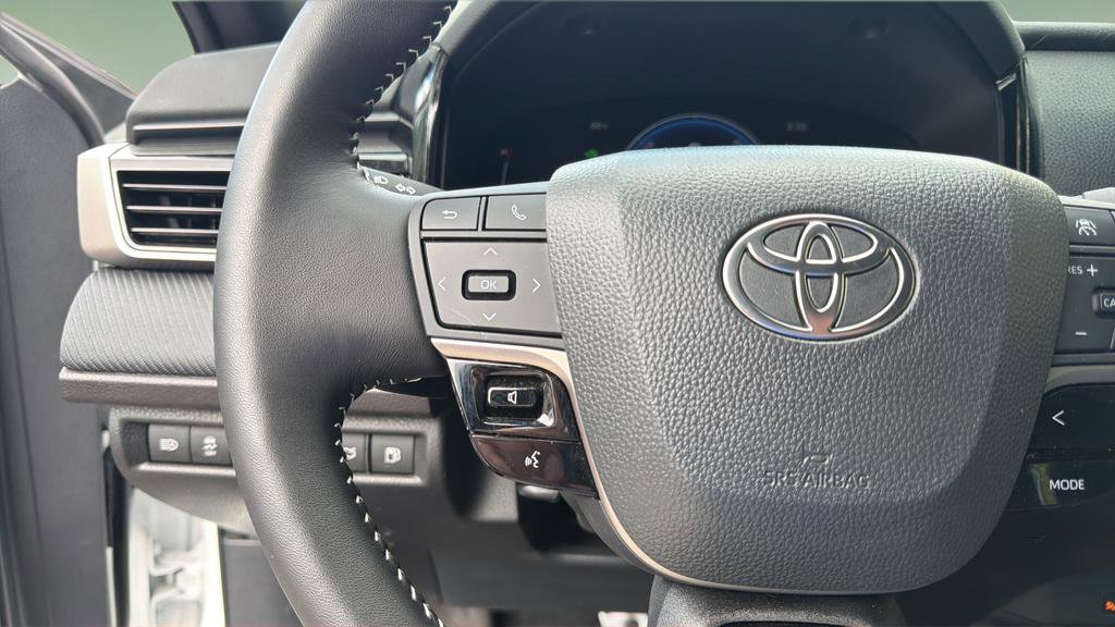 Used 2026 Toyota Camry SE w/ Convenience Package FWD image 22