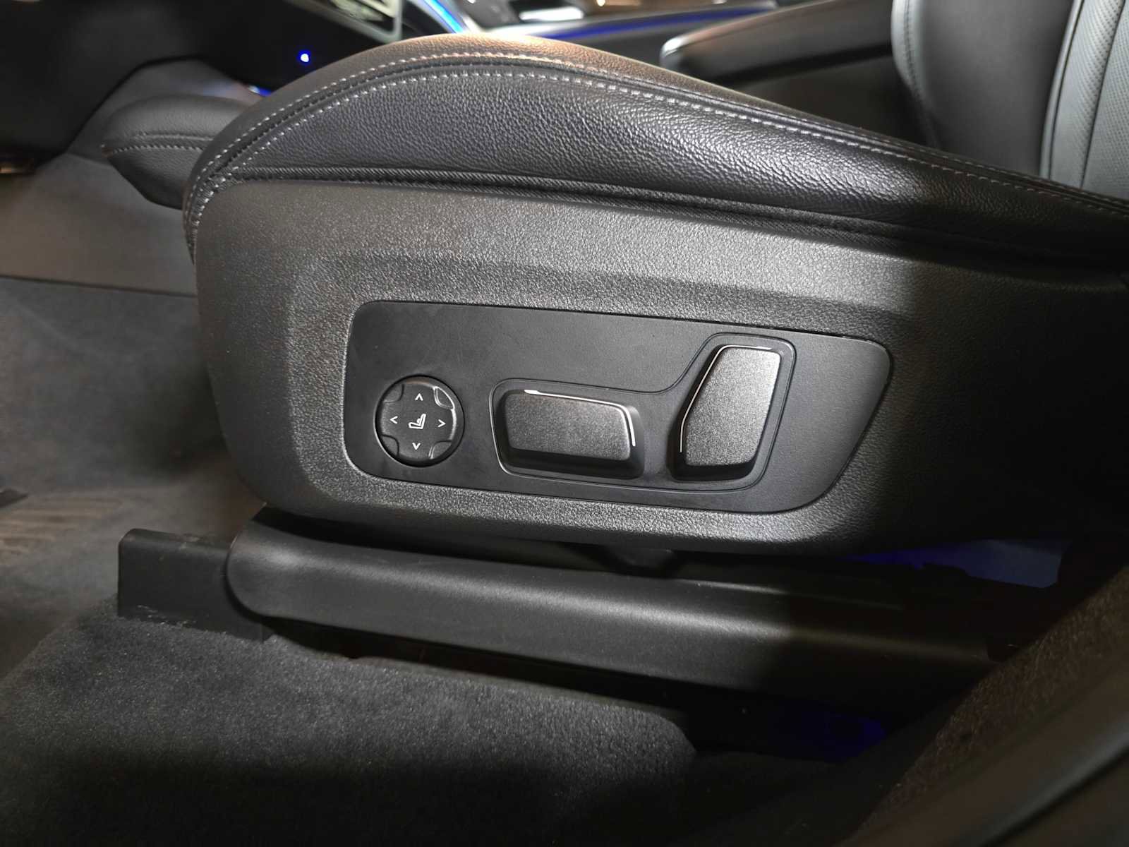 Used 2024 BMW X3 xDrive30i w/ Convenience Package image 25