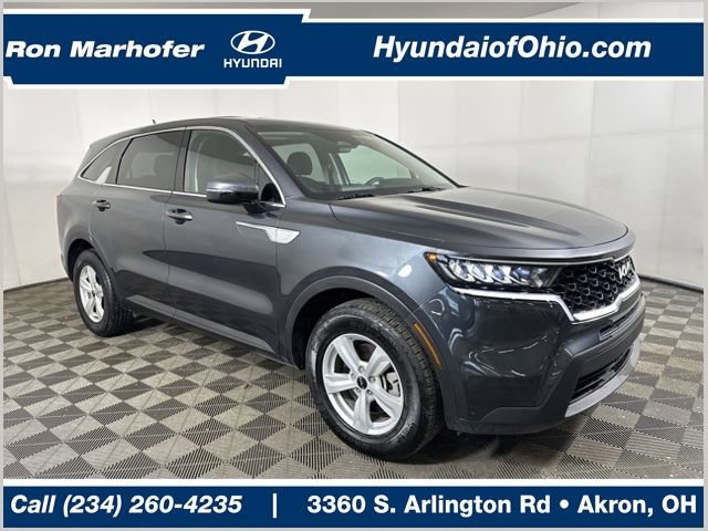 Used 2022 Kia Sorento LX image 1