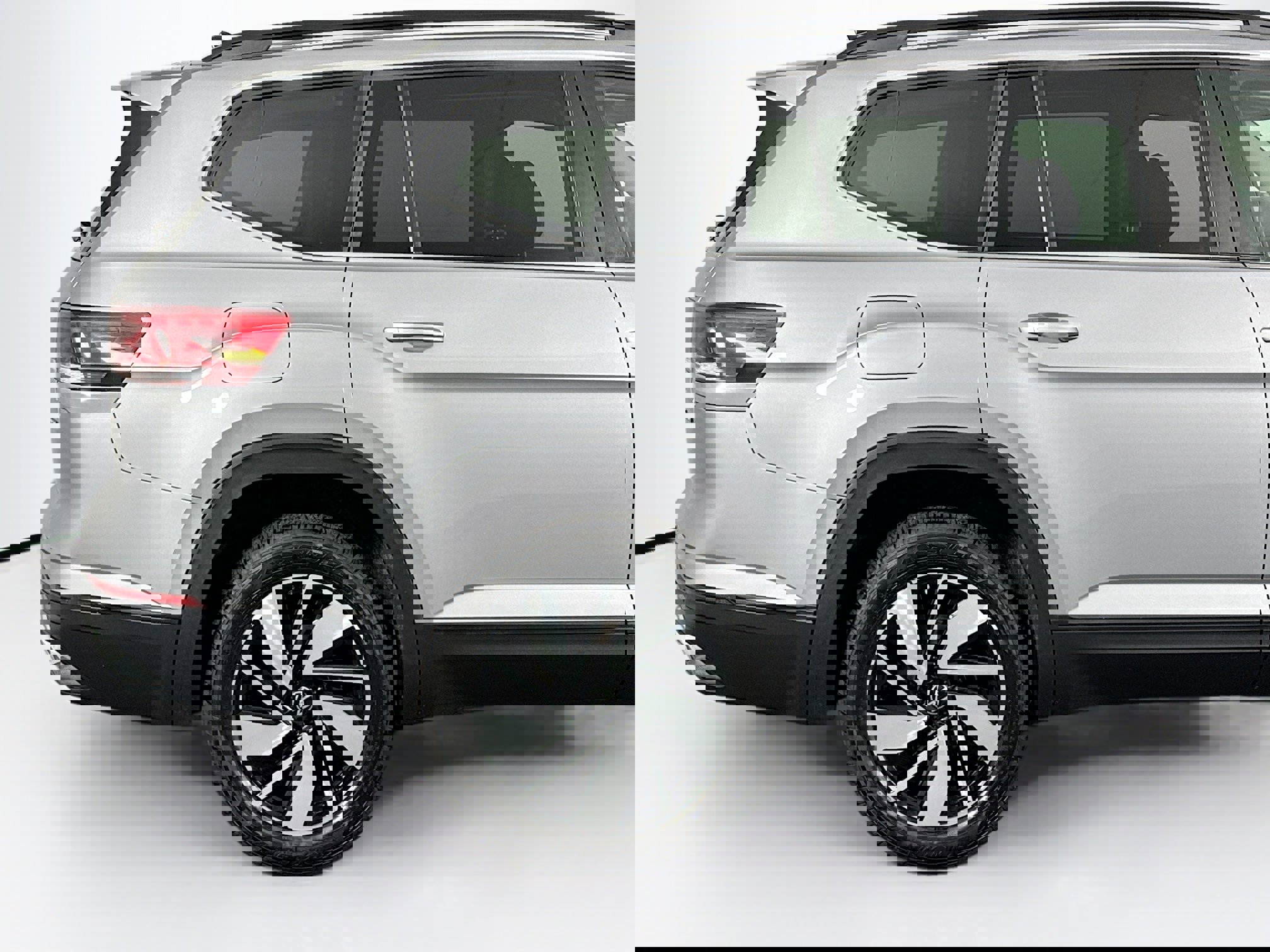 Used 2024 Volkswagen Atlas SE image 45