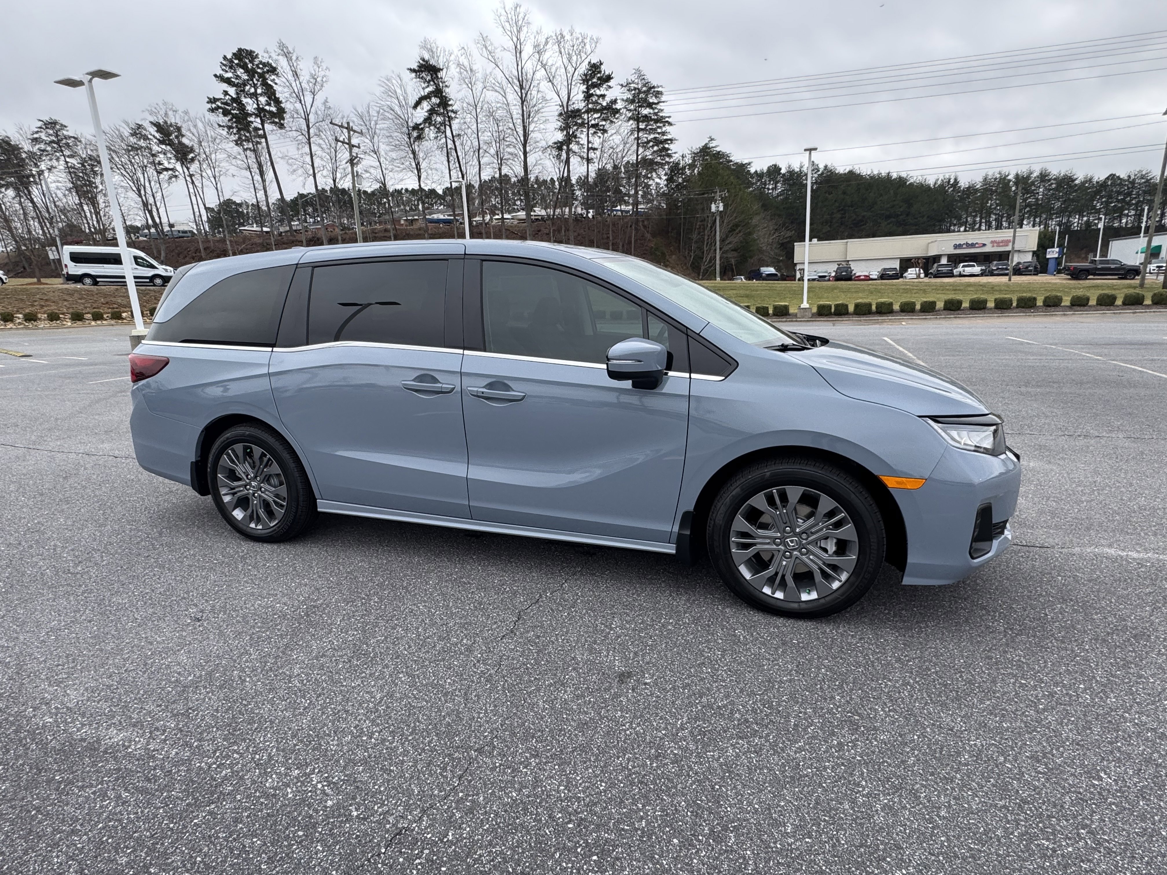 New 2026 Honda Odyssey Touring video 2