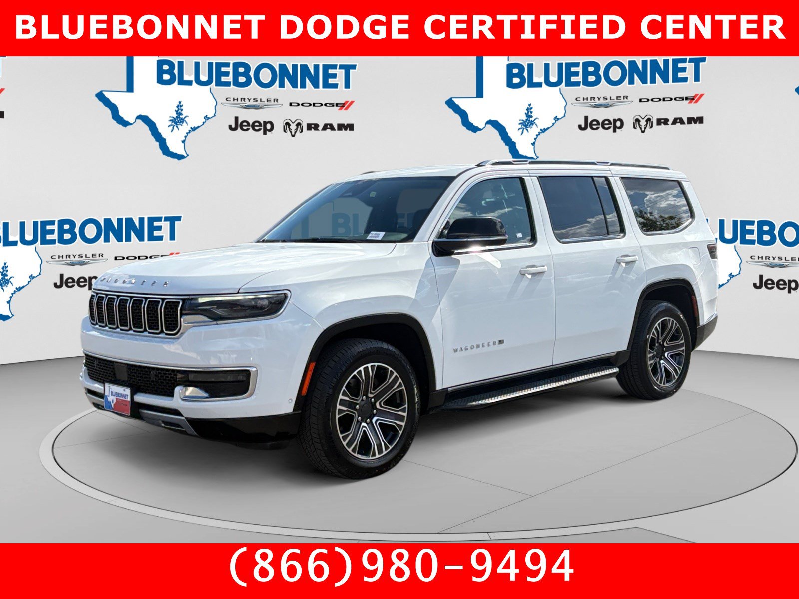 Used 2024 Jeep Wagoneer Series II w/ Flexible Seating Group RWD image 1