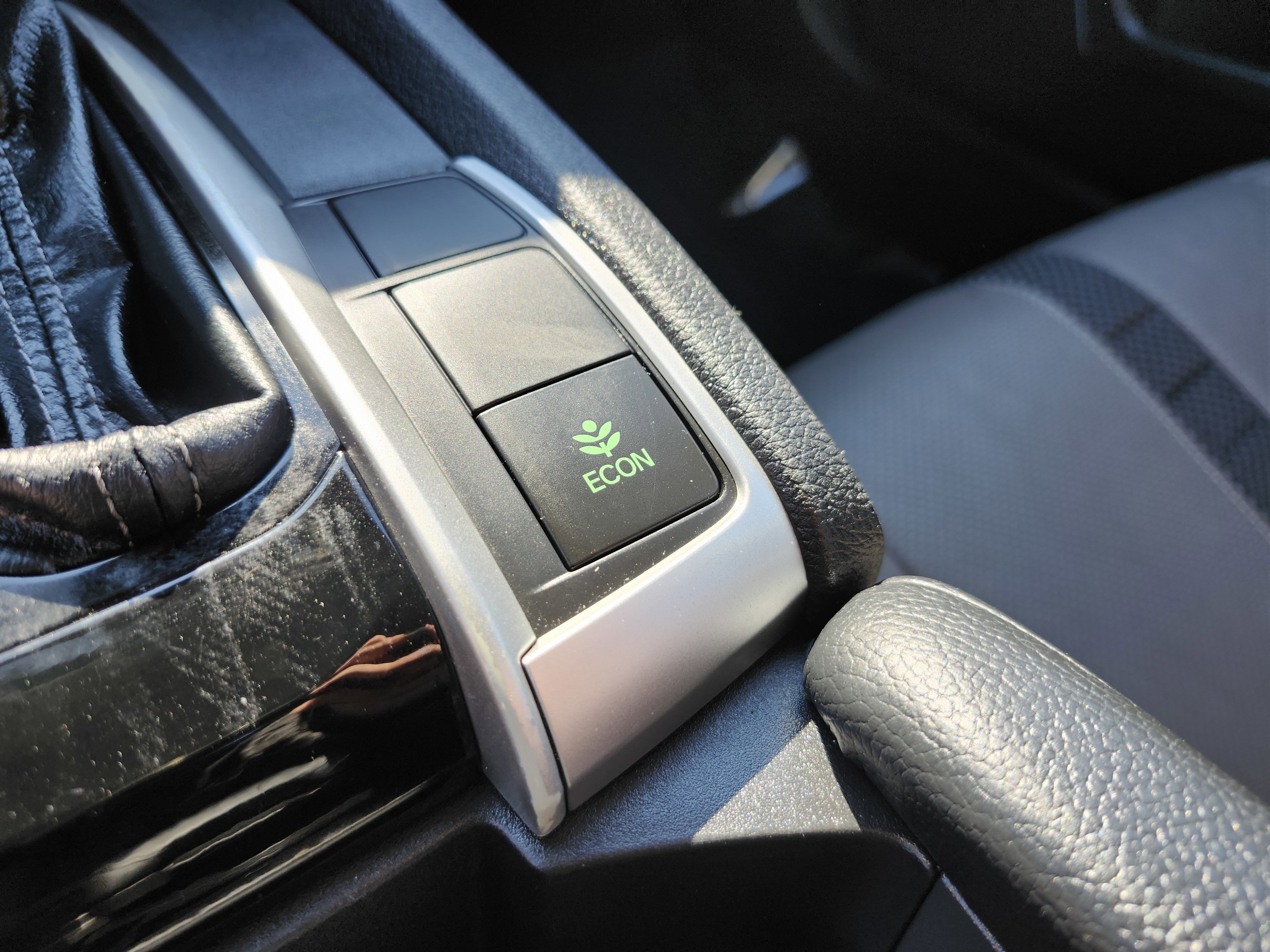 Used 2021 Honda Civic EX-L image 10