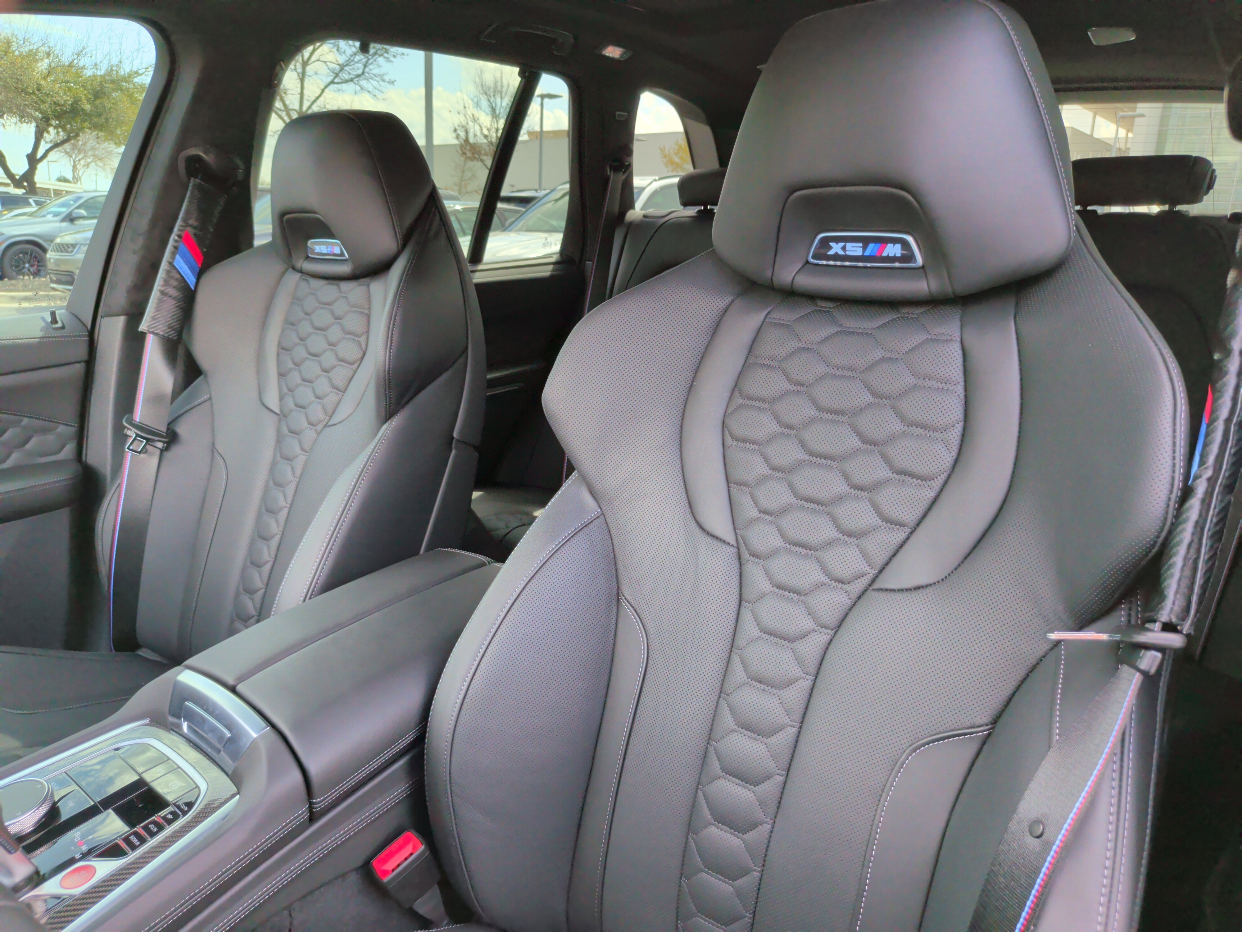 Used 2026 BMW X5 M Competition w/ Executive Package image 28