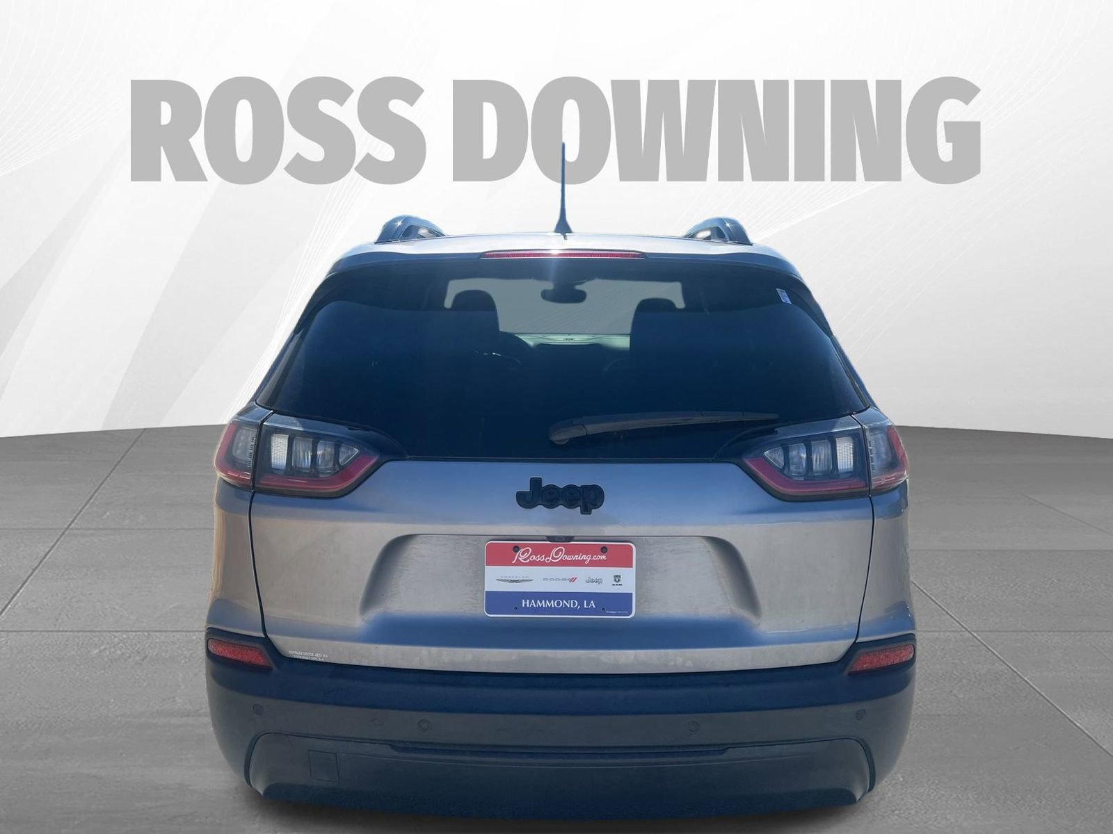 Used 2021 Jeep Cherokee Latitude Plus image 5