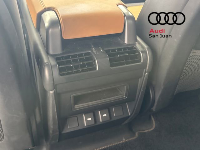 Used 2023 Land Rover Defender 110 X-Dynamic SE image 30