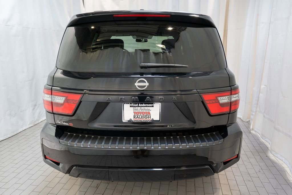 Used 2023 Nissan Armada SL w/ Midnight Edition Package image 4