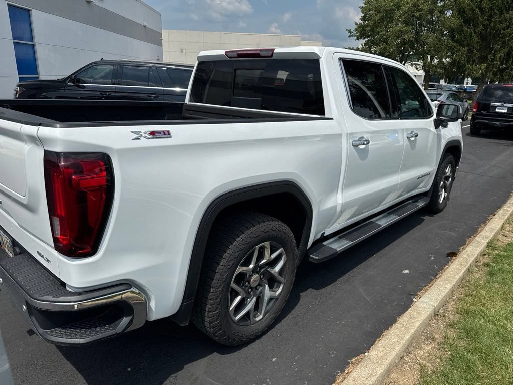 Used 2022 GMC Sierra 1500 SLT w/ SLT Premium Plus Package AWD/4WD image 4