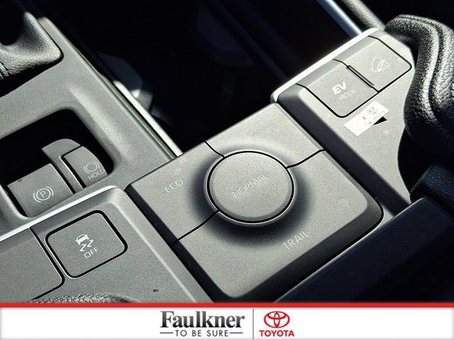 Certified 2025 Toyota Grand Highlander AWD Hybrid image 24