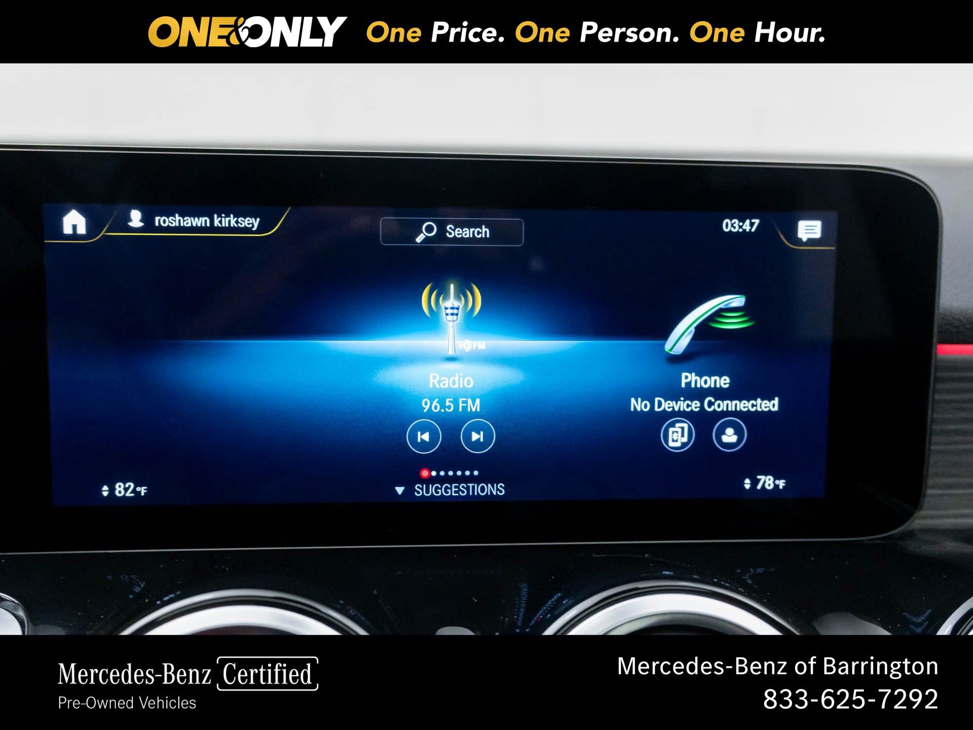 Used 2023 Mercedes-Benz GLB 250 4MATIC w/ Premium Package image 26