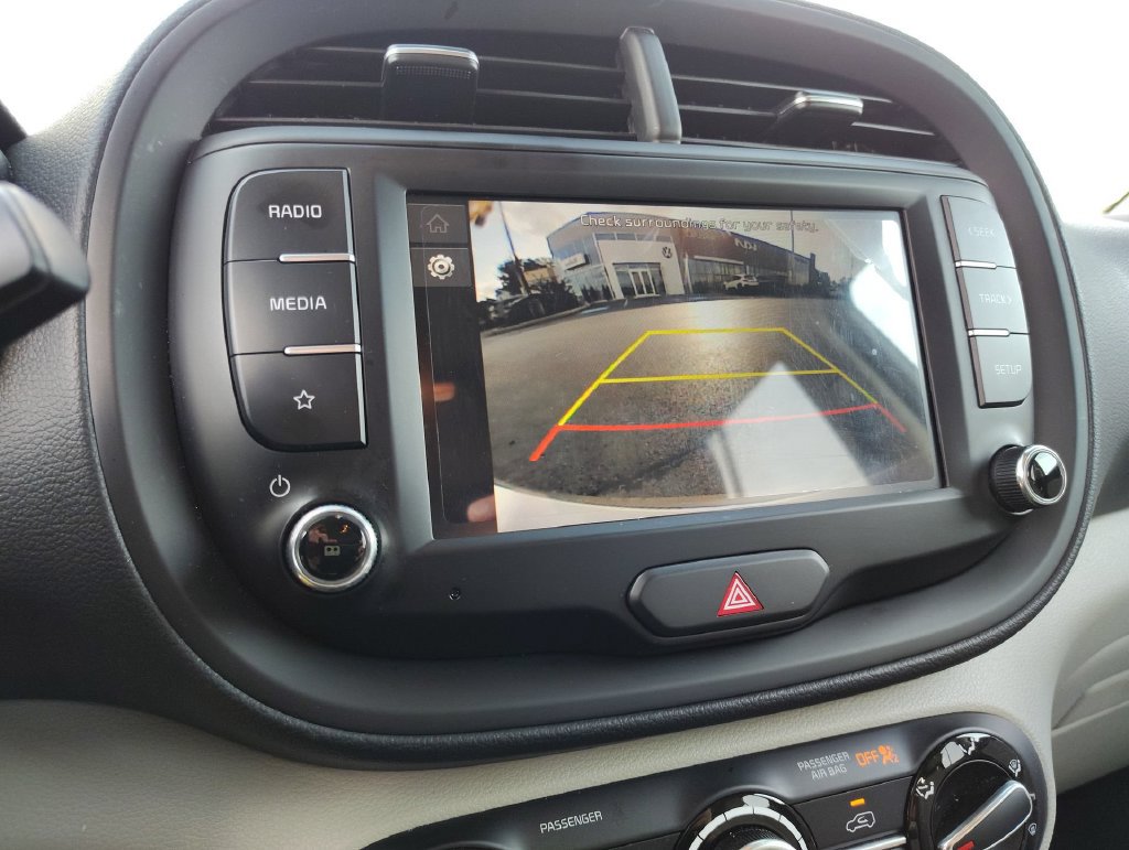 Certified 2023 Kia Soul LX w/ LX Technology Package FWD image 12