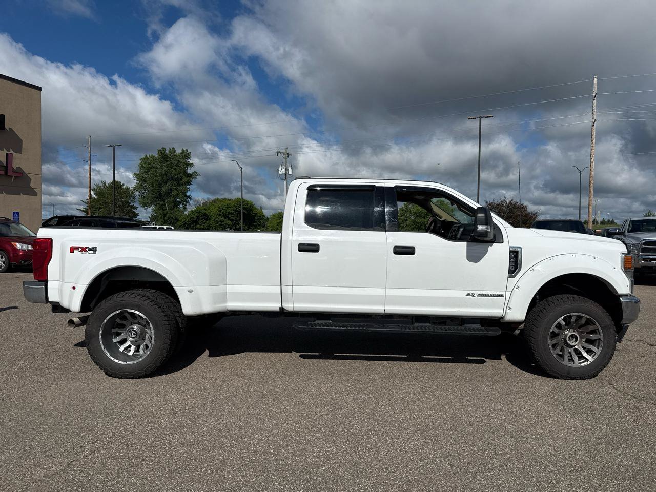 Used 2021 Ford F350 XLT w/ XLT Value Package AWD/4WD image 6