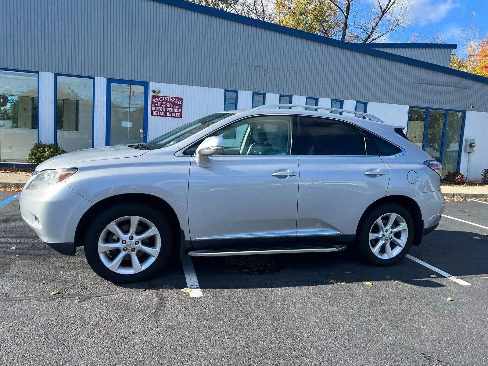 Used 2010 Lexus RX 350 AWD image 3