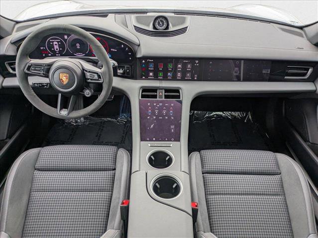 New 2025 Porsche Taycan 4S image 22