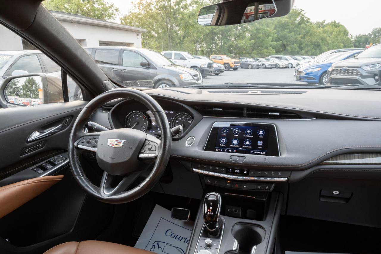 Used 2020 Cadillac XT4 Sport AWD/4WD image 23
