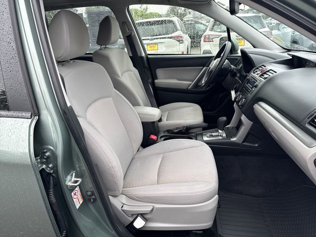 Used 2015 Subaru Forester 2.5i Premium w/ All-Weather Package AWD/4WD image 9