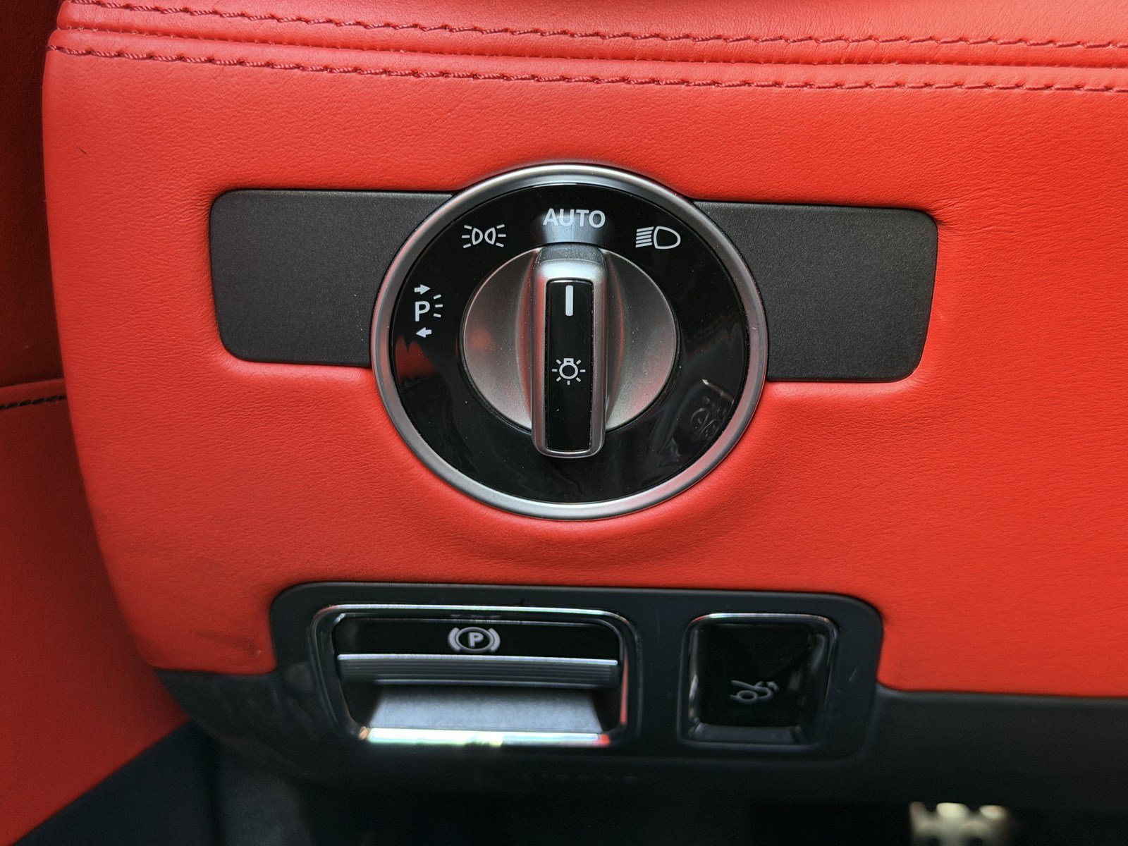Used 2016 Mercedes-Benz AMG GT S image 20