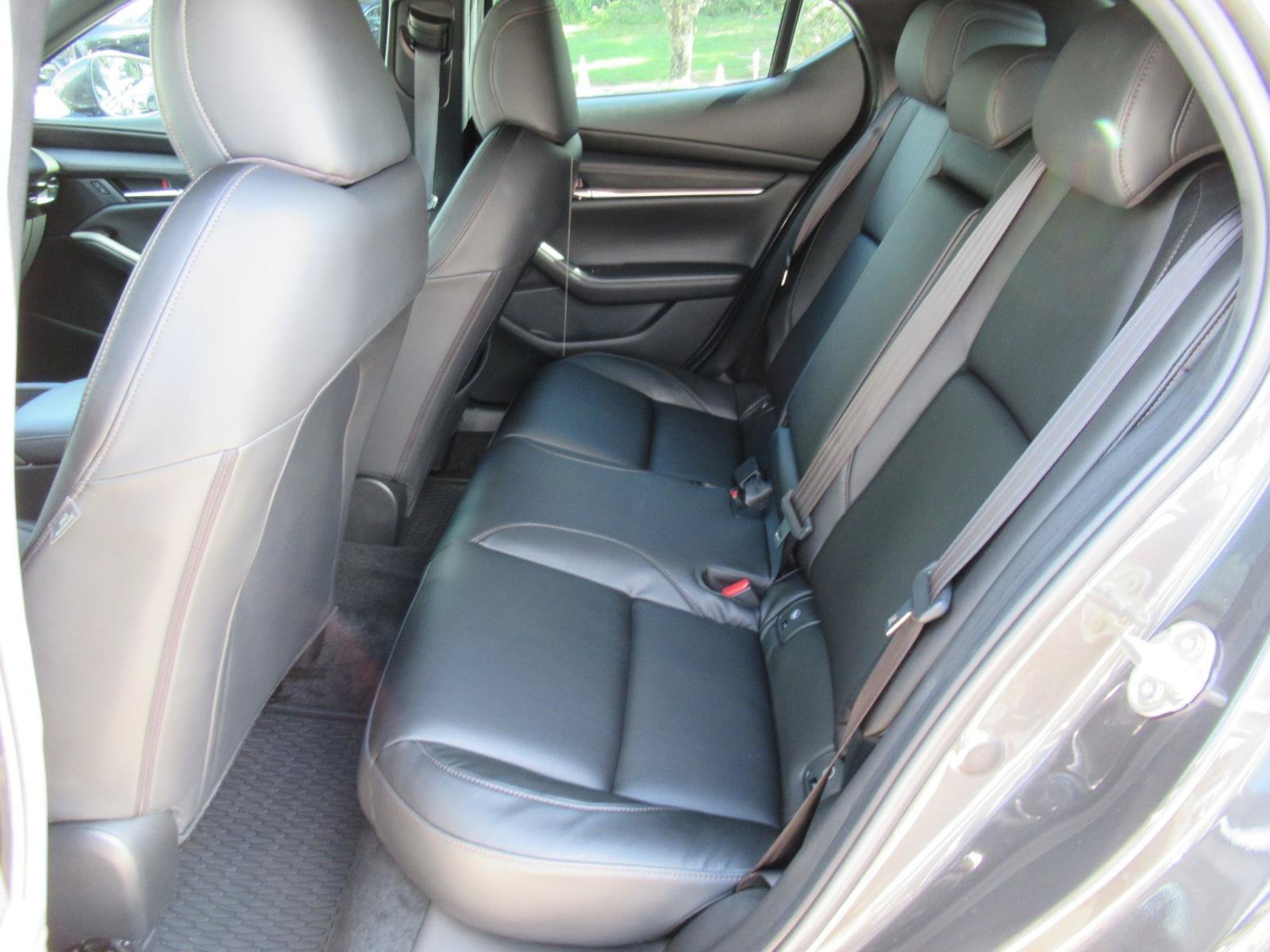 Used 2021 MAZDA MAZDA3 s FWD image 36