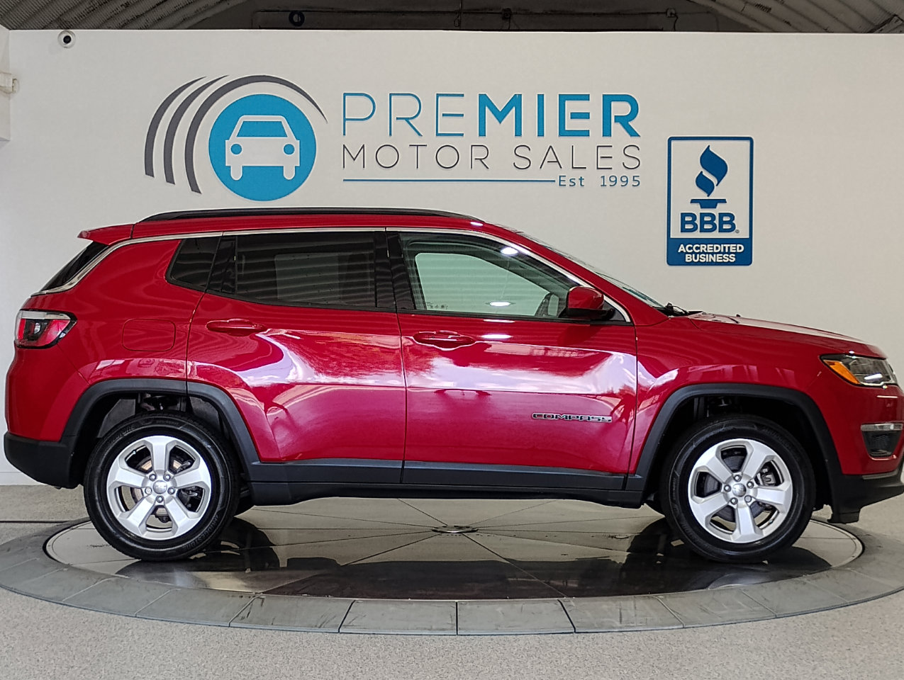Used 2018 Jeep Compass Latitude image 36