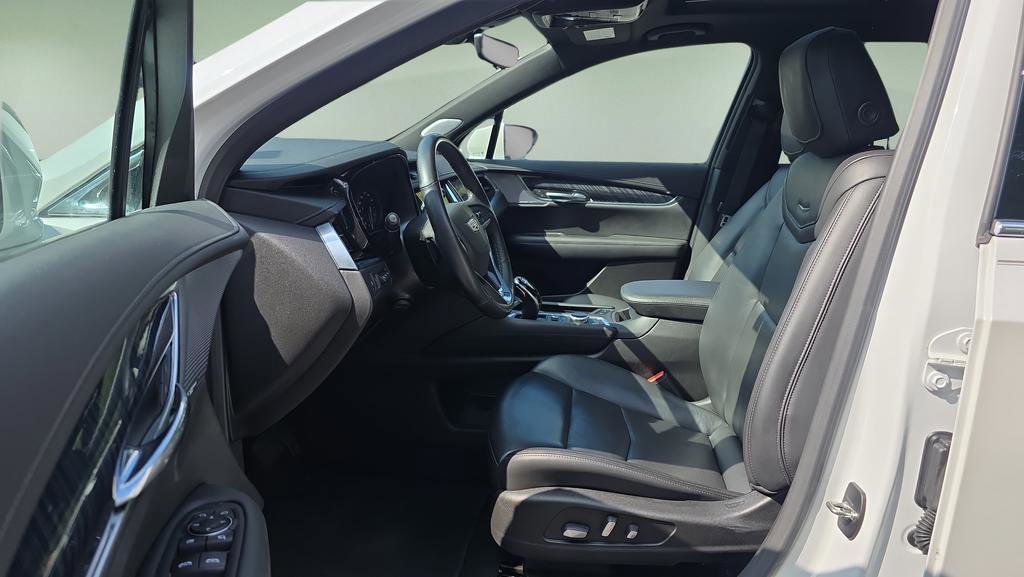 Certified 2023 Cadillac XT6 Premium Luxury w/ Technology Package image 11