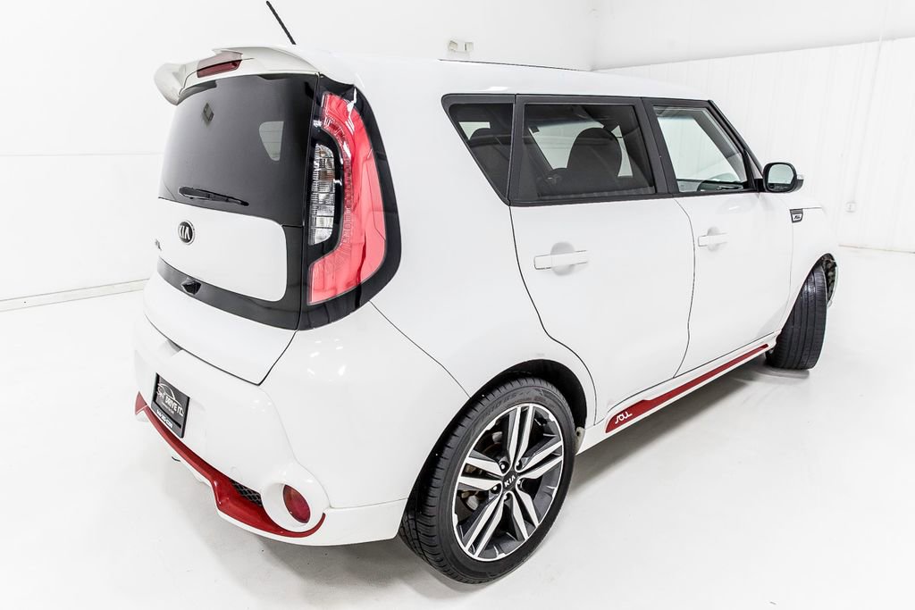 Used 2014 Kia Soul + image 7