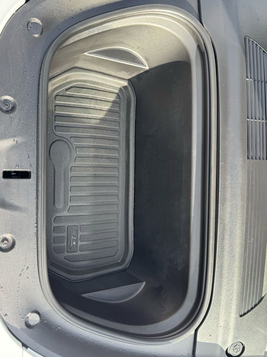 Used 2020 Tesla Model Y Long Range AWD/4WD image 4