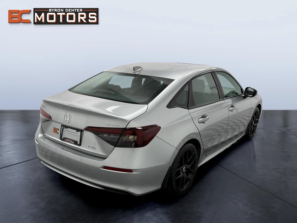 Used 2025 Honda Civic Sport image 6