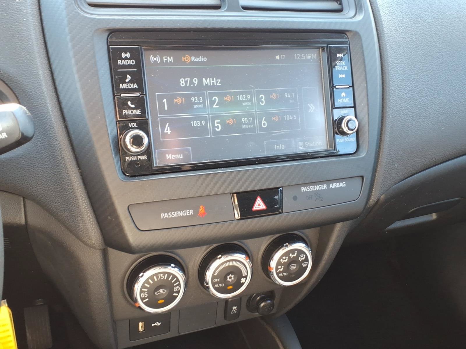 Used 2019 Mitsubishi Outlander Sport ES FWD image 20