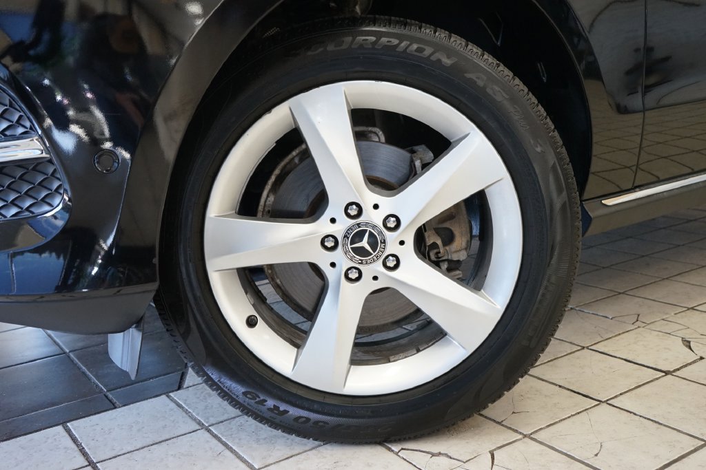 Used 2017 Mercedes-Benz GLE 350 4MATIC w/ Premium 1 Package image 52