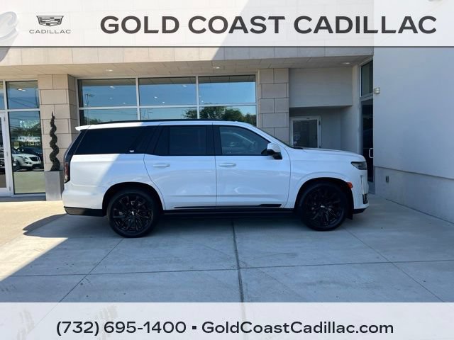 Certified 2023 Cadillac Escalade Sport w/ LPO, ONYX Package AWD/4WD image 4