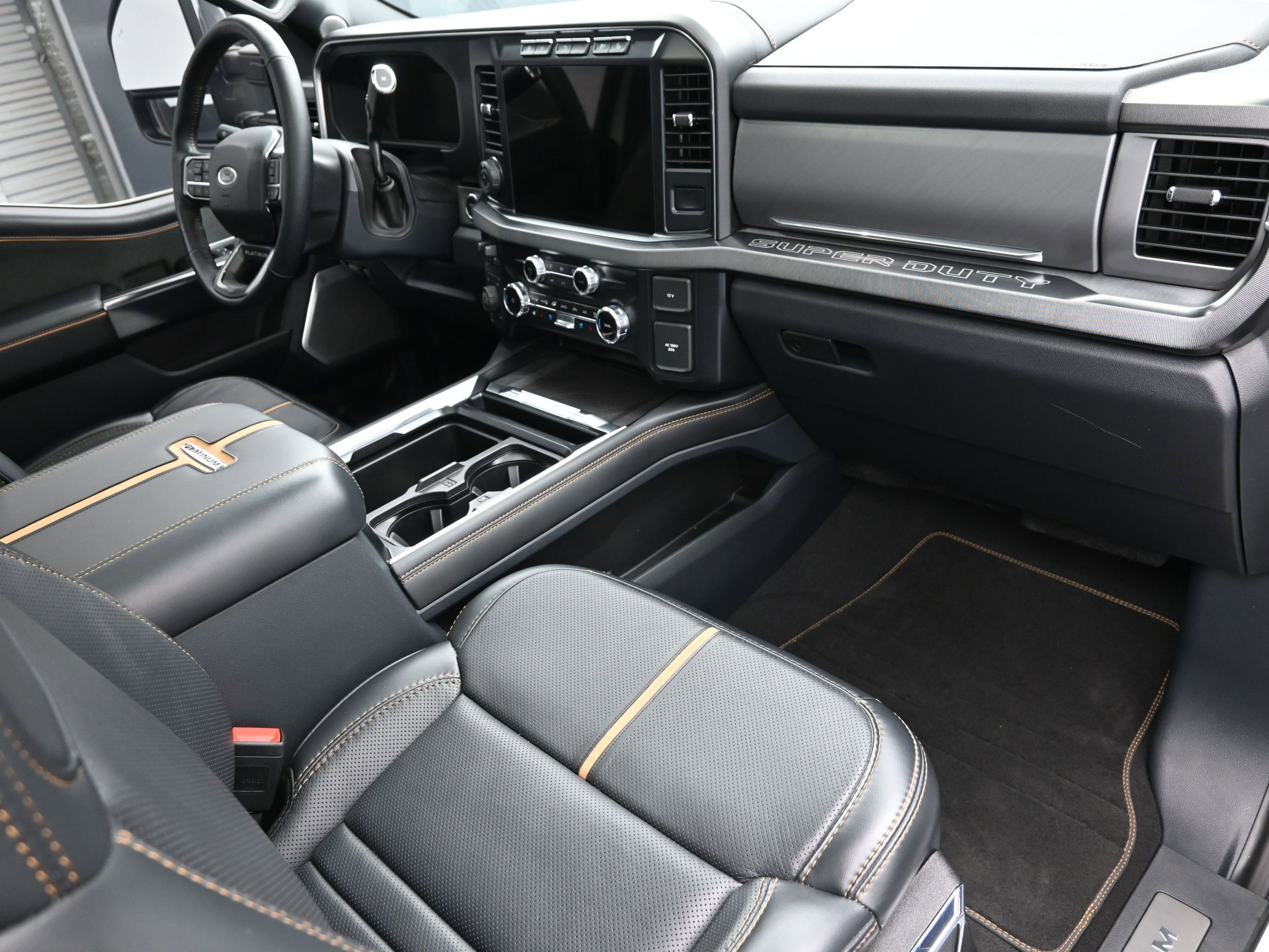 Used 2024 Ford F250 Platinum w/ Tremor Off-Road Package image 43