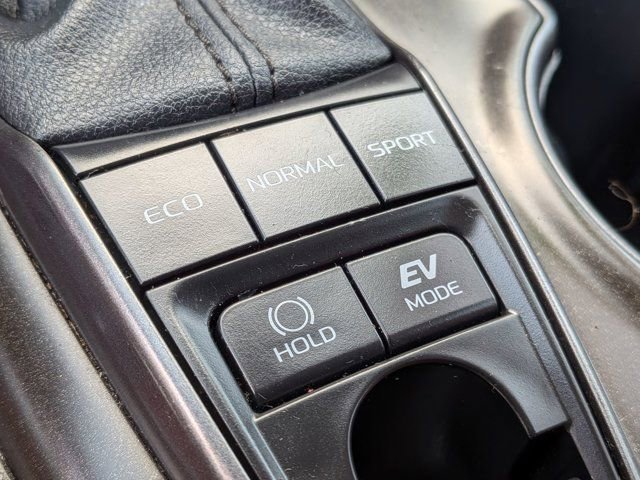 Used 2021 Toyota Camry XSE image 24