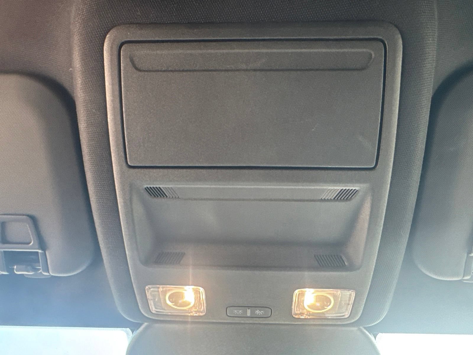 Used 2025 Ford Escape ST-Line FWD image 28