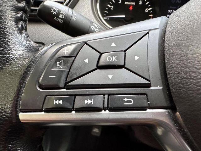 Certified 2021 Nissan Rogue Sport SV AWD/4WD image 27