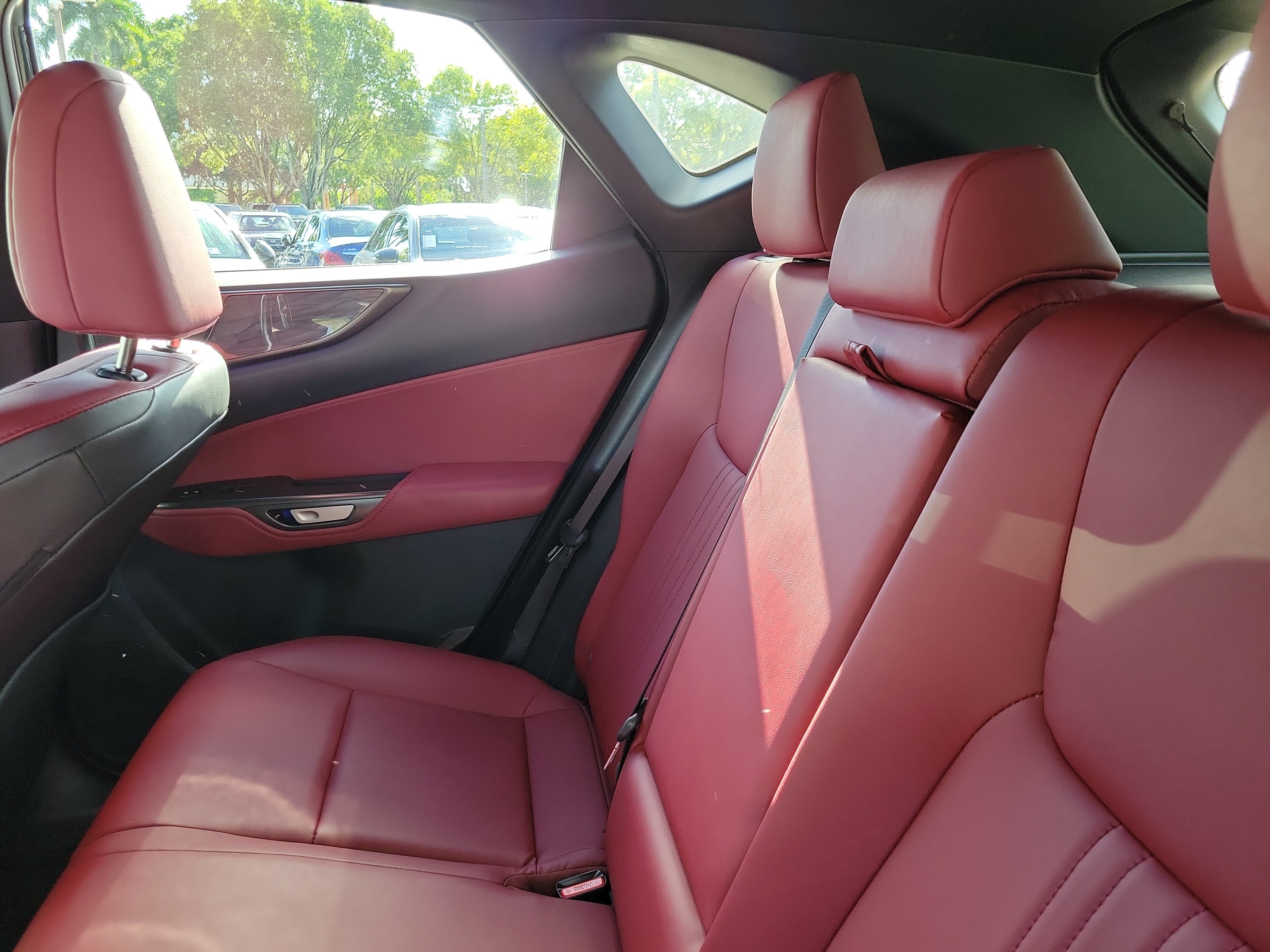 Used 2025 Lexus NX 250 FWD w/ Cold Area Package image 7