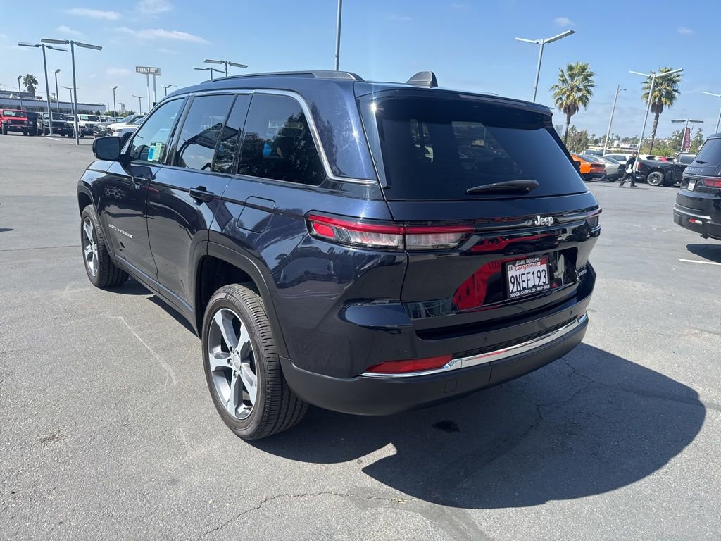 Certified 2024 Jeep Grand Cherokee Limited image 5