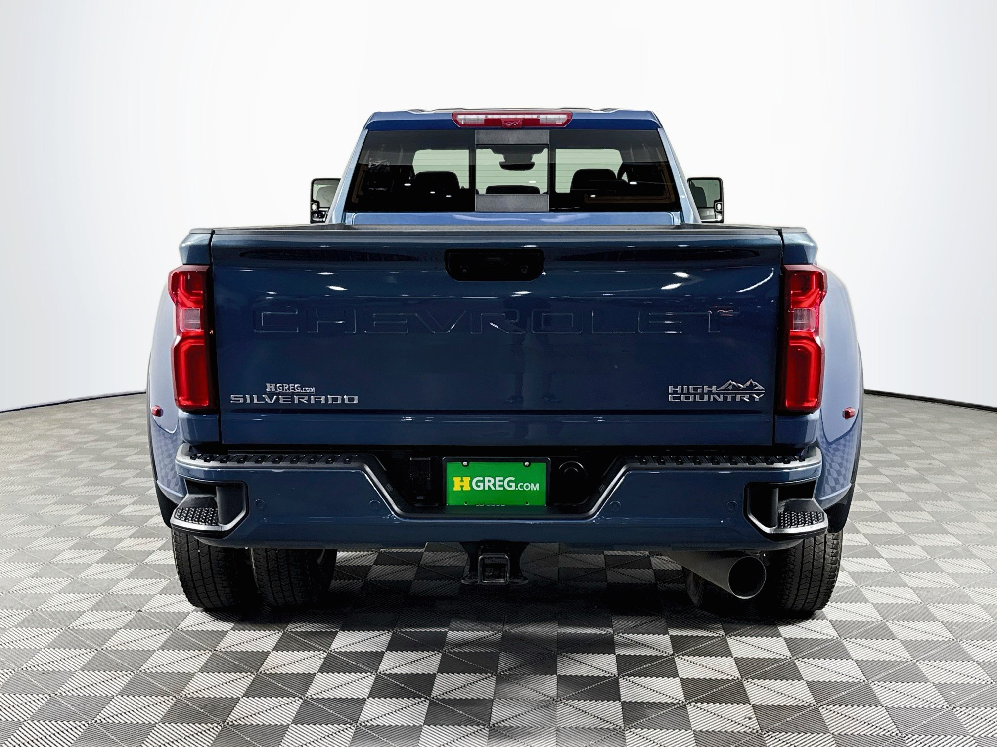 Used 2026 Chevrolet Silverado 3500 High Country w/ High Country Premium Package AWD/4WD image 7