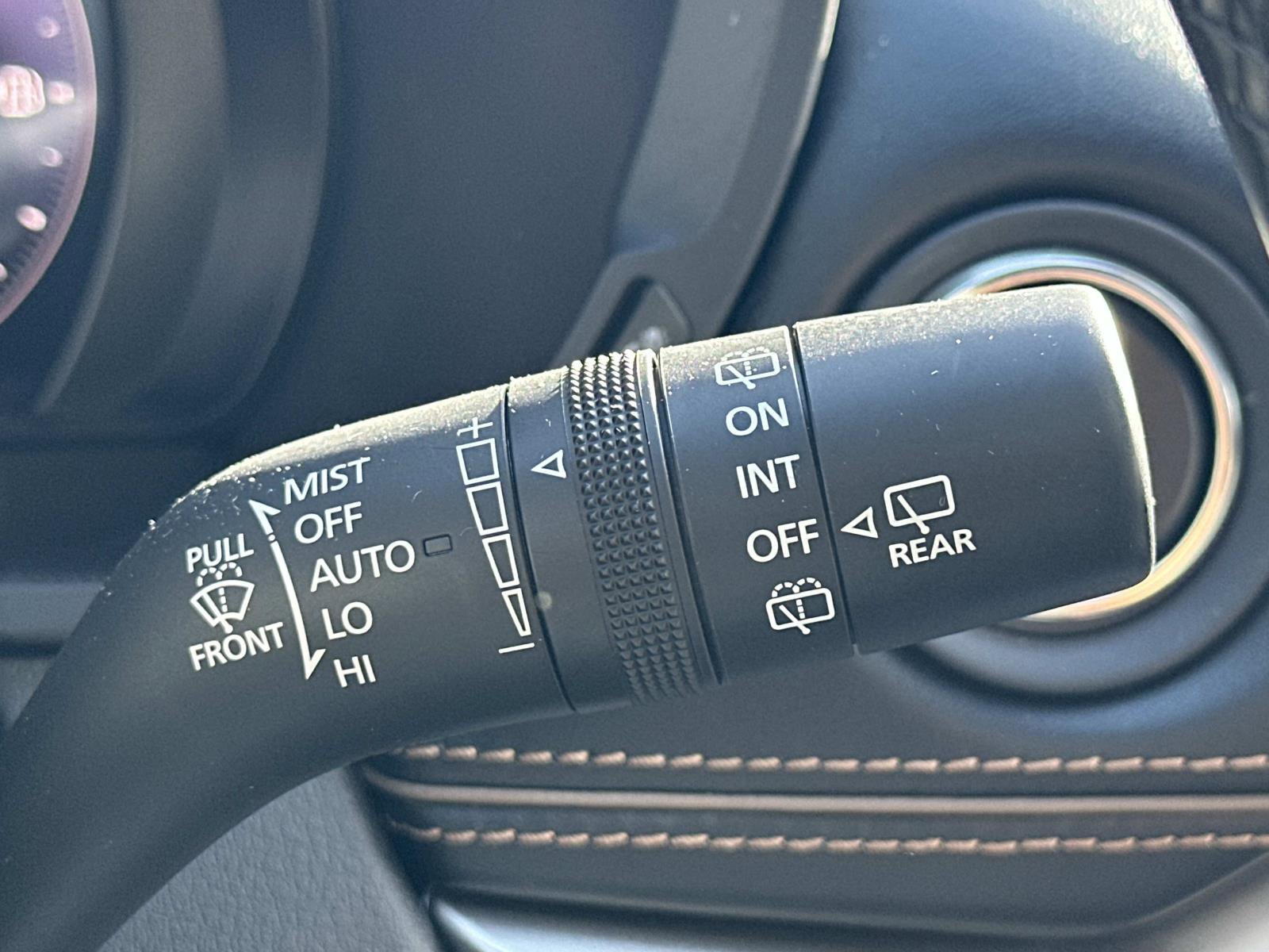 Used 2025 MAZDA CX-70 Plug-In Hybrid w/ Premium Plus image 29