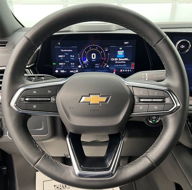 Used 2025 Chevrolet Suburban Premier AWD/4WD image 25