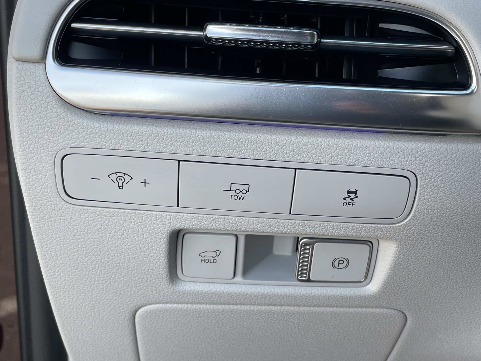 Used 2023 Hyundai Palisade Calligraphy image 19