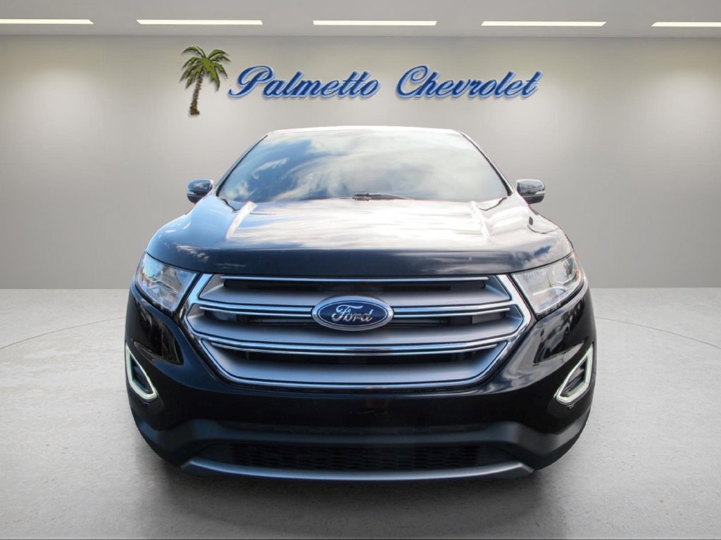Used 2018 Ford Edge Titanium w/ Equipment Group 301A FWD image 7