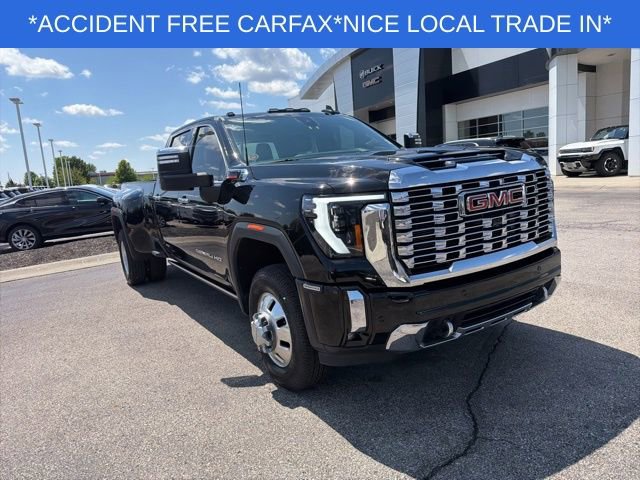 Used 2024 GMC Sierra 3500 Denali w/ Denali Reserve Package AWD/4WD image 17