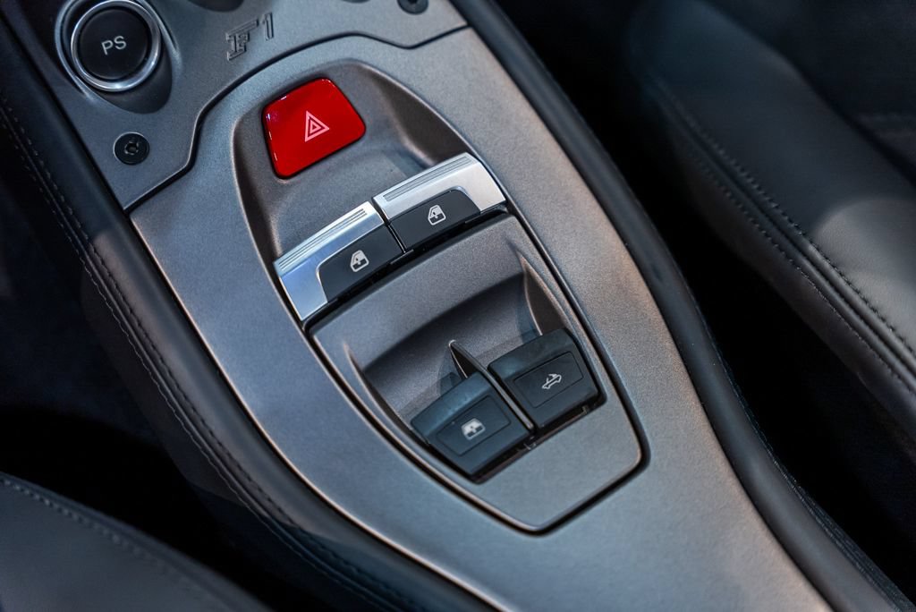Certified 2014 Ferrari 458 Spider RWD image 35