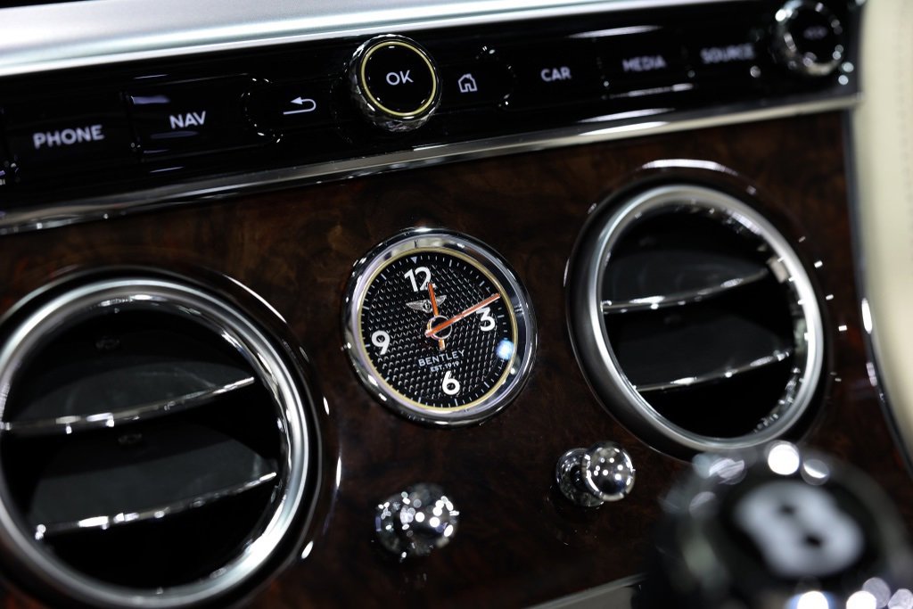 Used 2021 Bentley Continental GT image 39