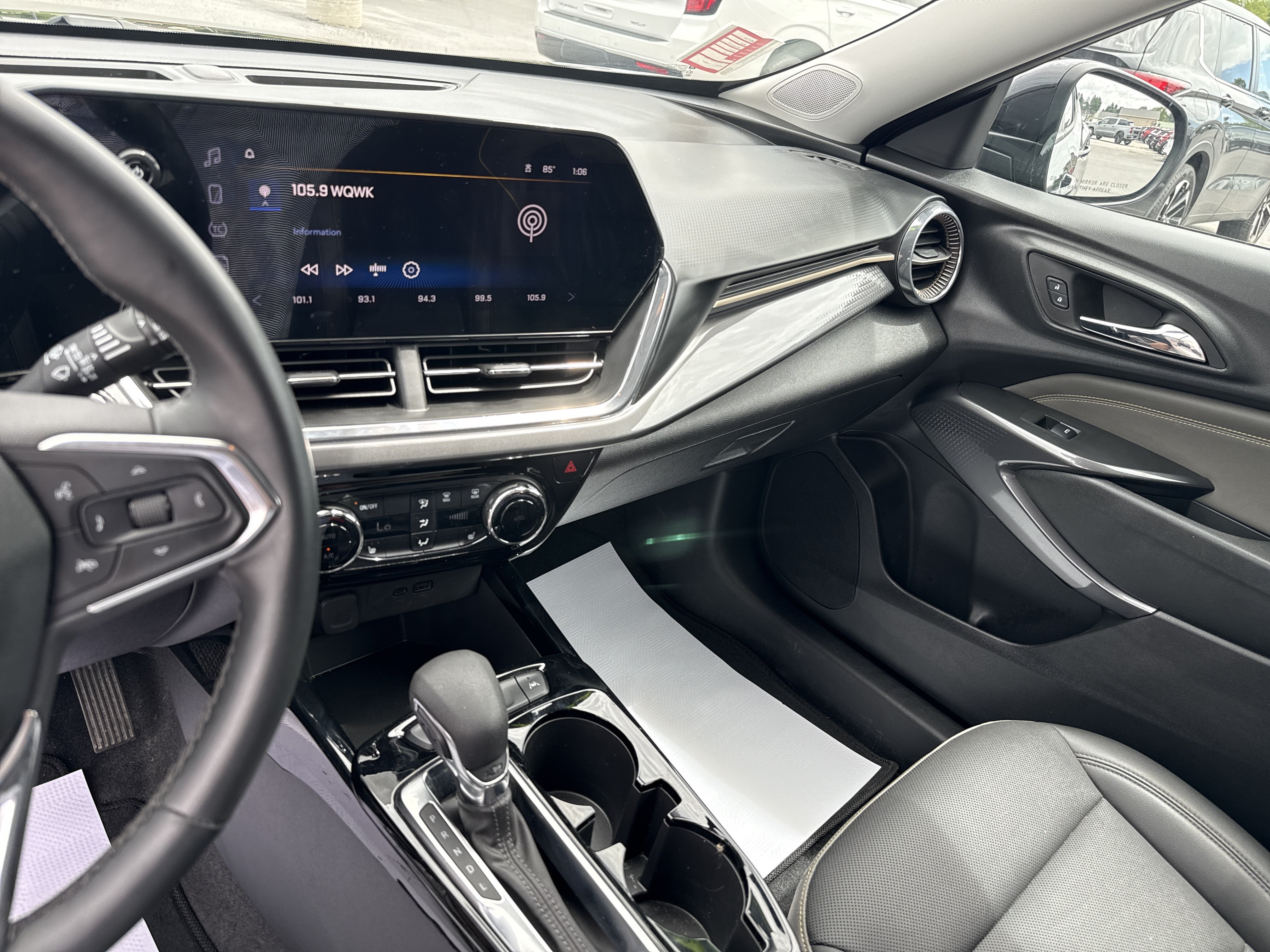 Used 2024 Chevrolet Trax ACTIV w/ Driver Confidence Package FWD image 7