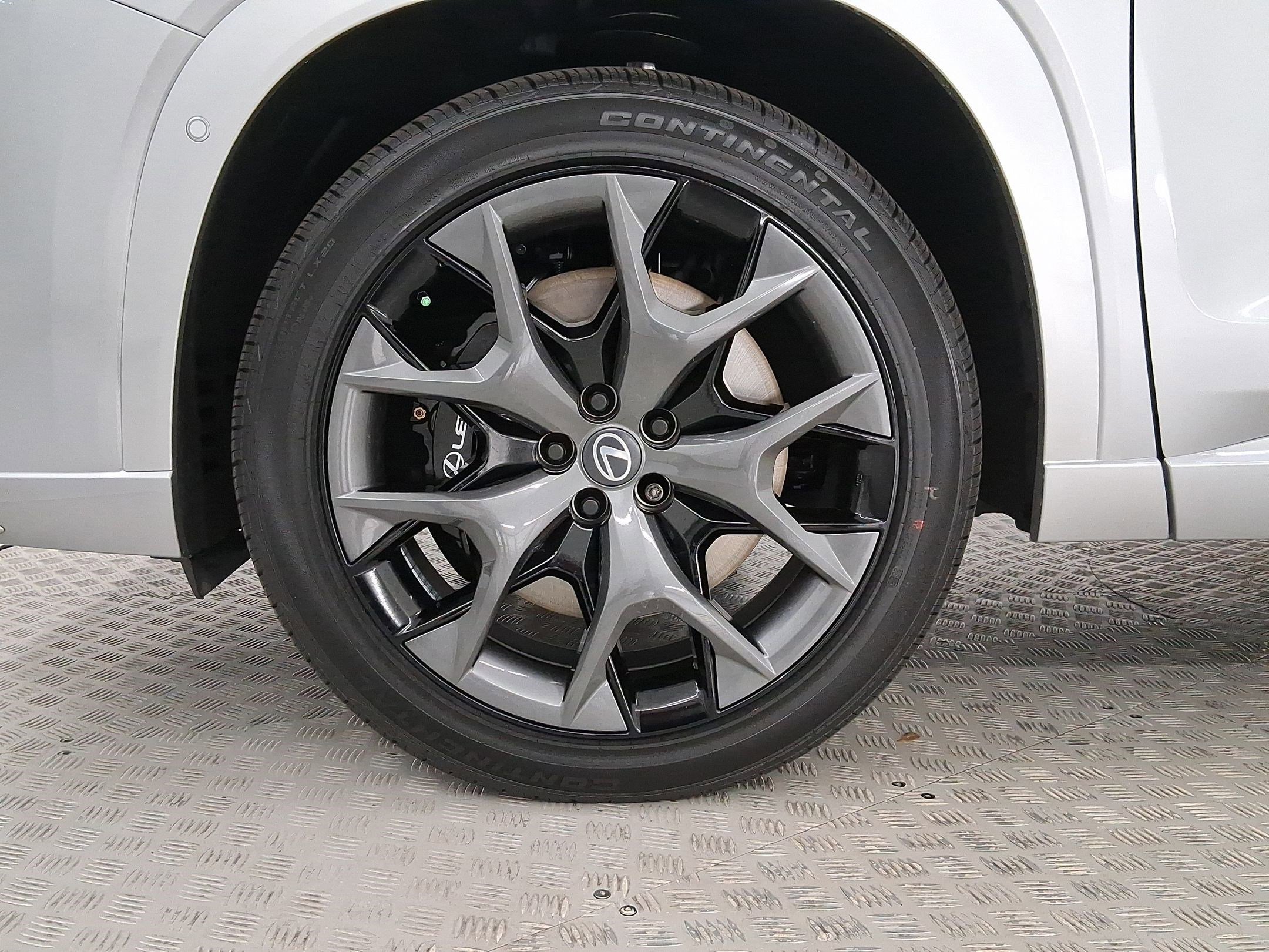 New 2026 Lexus TX 500h AWD image 11