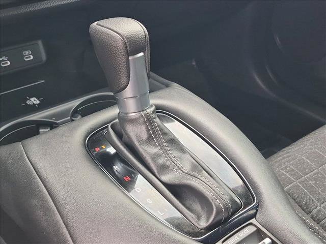 Certified 2027 Honda HR-V LX image 12