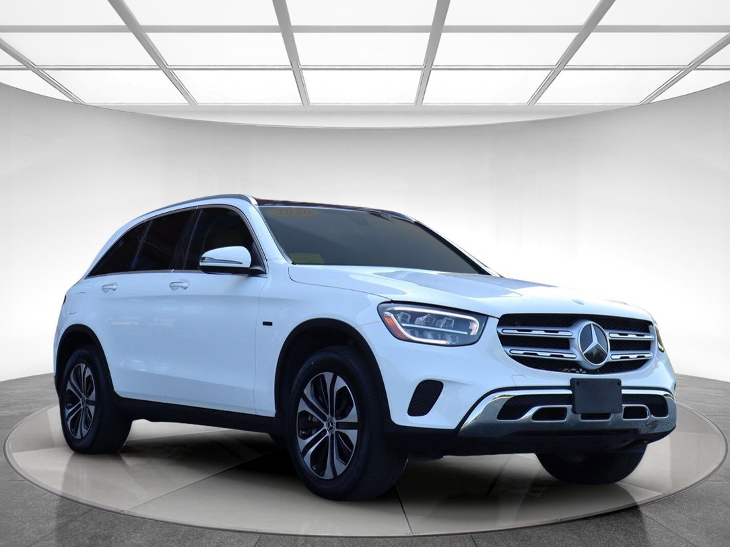 Used 2020 Mercedes-Benz GLC 350e 4MATIC w/ Premium Package image 3