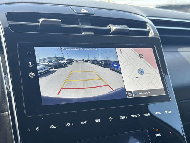 Used 2023 Hyundai Santa Cruz SEL Premium image 17